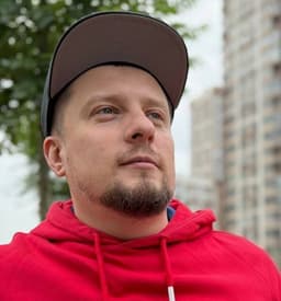 Stanislav Novokhatko